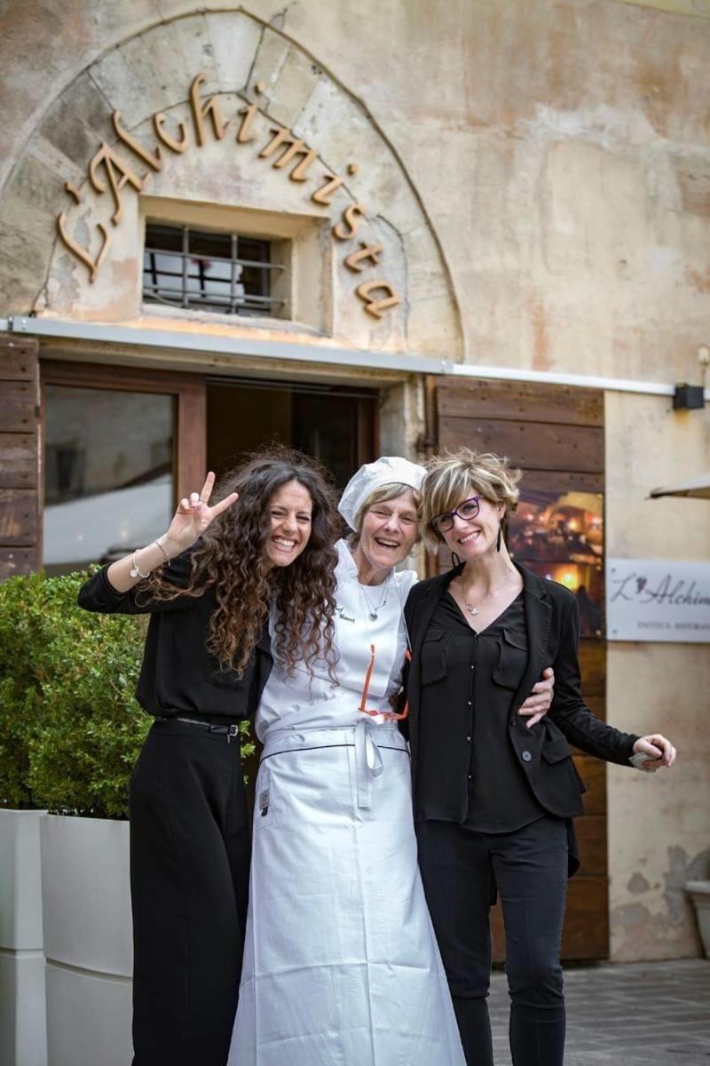 Vicolo Fabbri Appartamenti Montefalco Exterior foto
